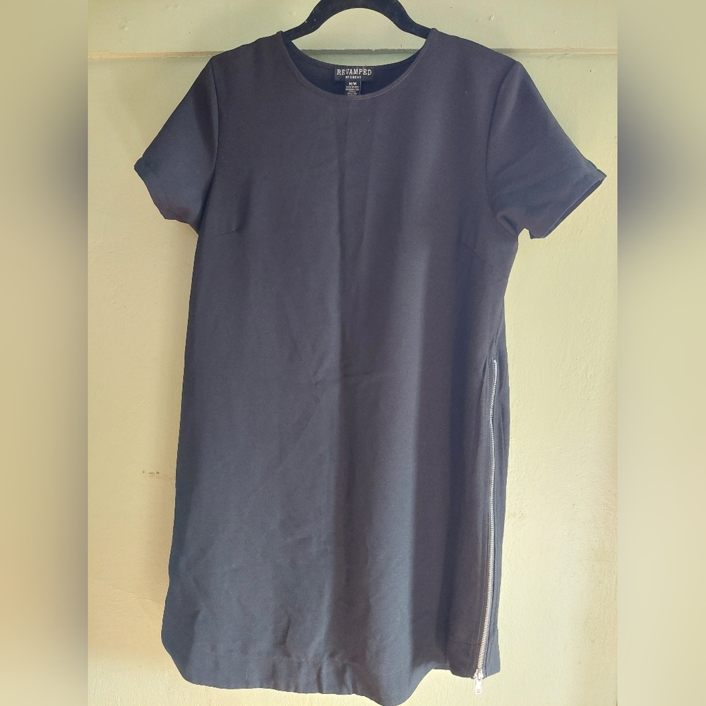 Black Short Sleeve Dress with Side Zippers